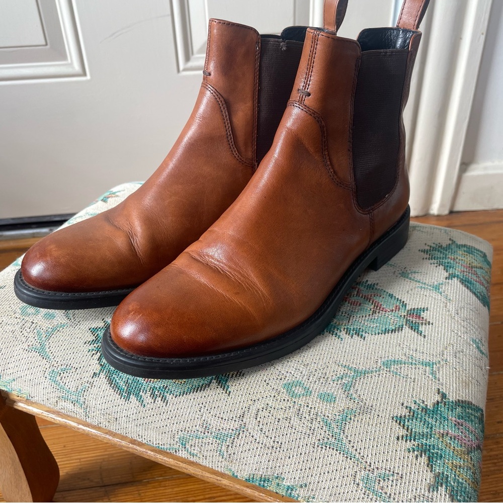 Vagabond Tan Leather Ankle Booties